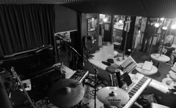 Ile decybeli od sąsiada?