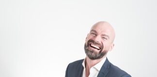 Do czego nosić czarne legginsy?