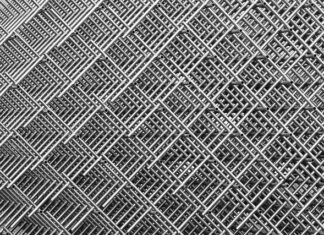 Jaka jest wysokość siatki w siatkówce?