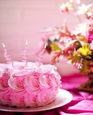 Czym przełożyć tort oprócz kremu?